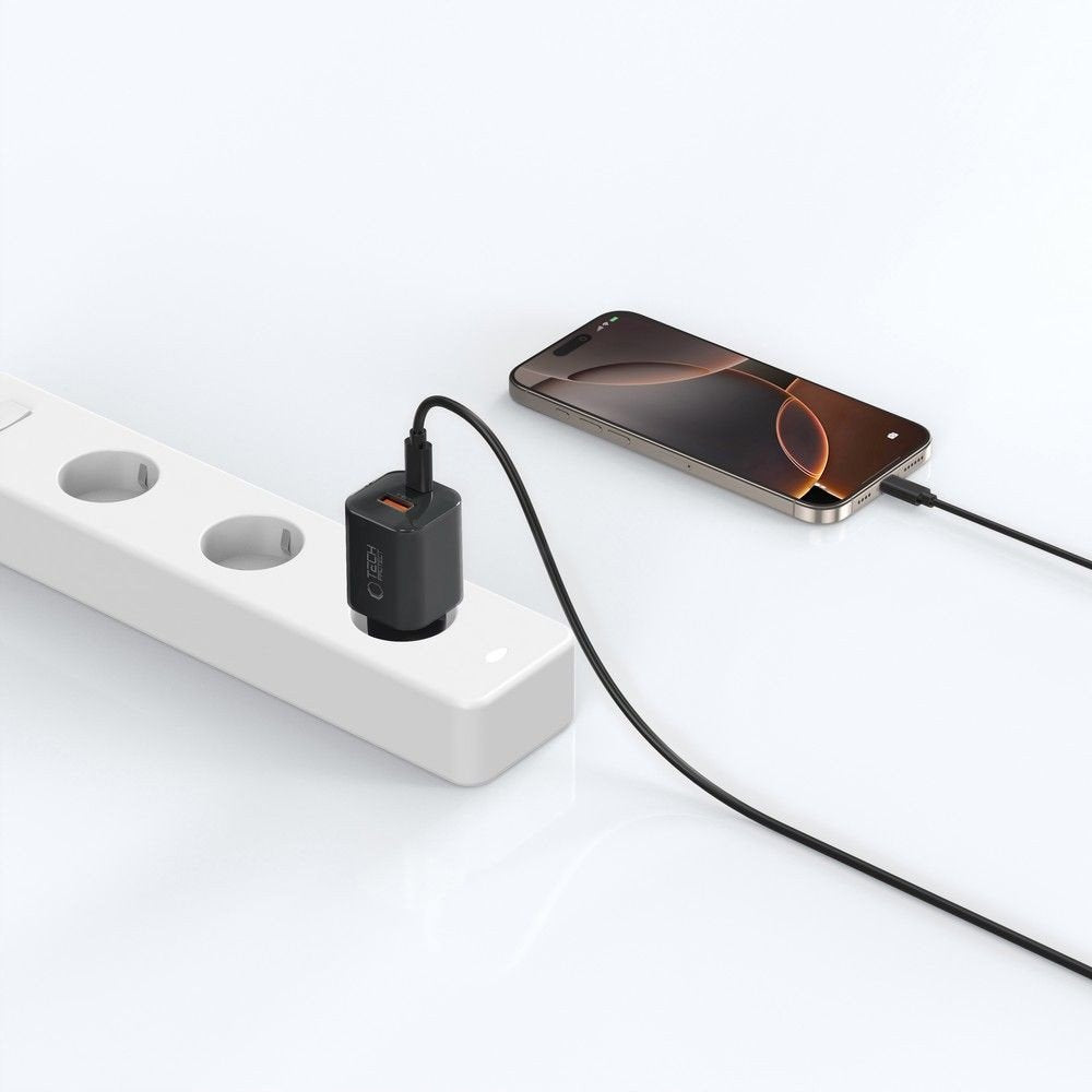 Tech-Protect NCM33W hálózati töltő, 33W, 3A, 1 x USB-A - 1 x USB-C, Fekete