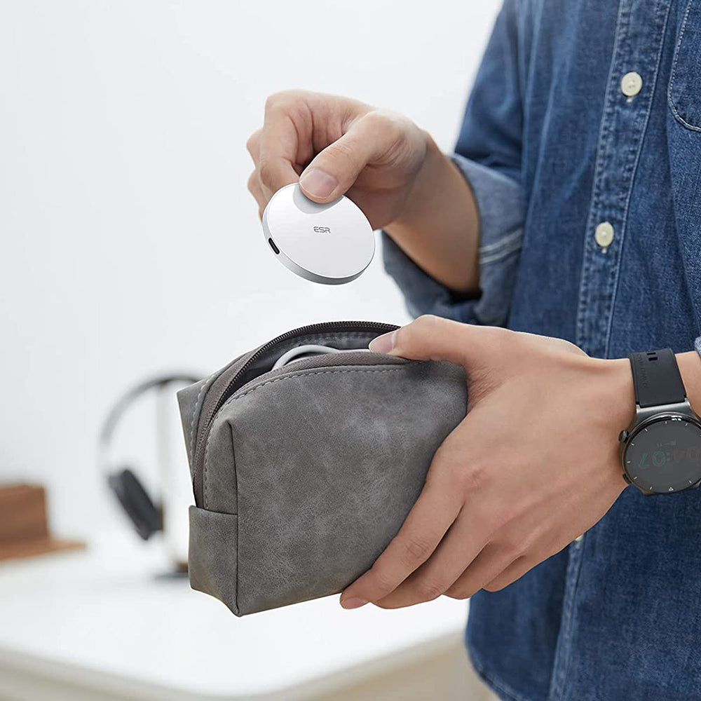 ESR HaloLock vezeték nélküli hálózati töltő, 15W, 1.67A, Fehér