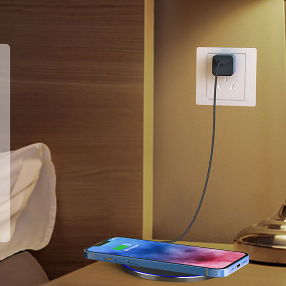 Techsuit CHWR031 Premium Vezeték Nélküli Hálózati Töltő, 15W, 1.67A, Fehér