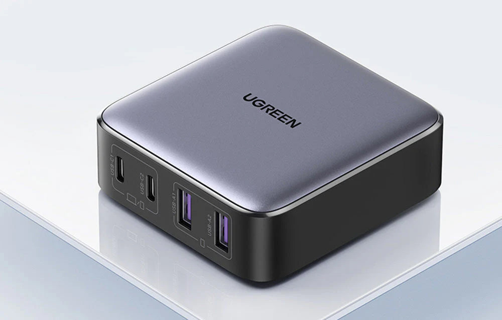 UGREEN CD327 Nexode töltőállomás, 65W, 3.25A, 2 x USB-A - 2 x USB-C, Fekete
